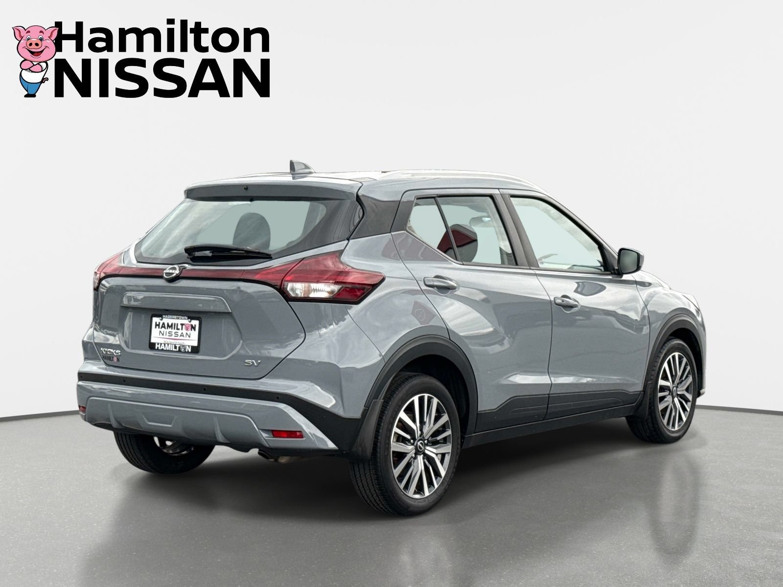 Used 2023 Nissan Kicks SV FWD image 2
