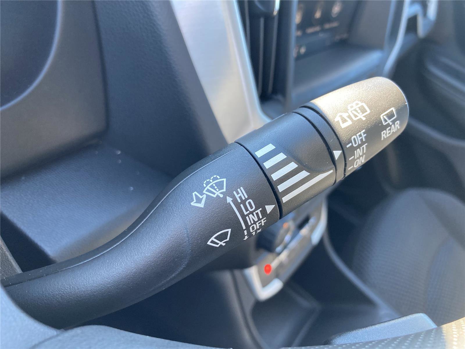 Used 2024 GMC Terrain SLE image 24