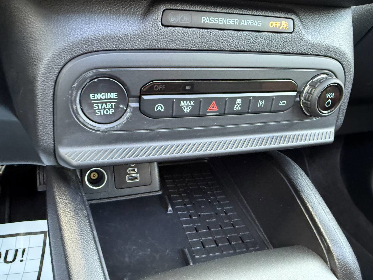 Used 2025 Ford Bronco Sport Outer Banks w/ Outer Banks Tech Package+ AWD/4WD image 28