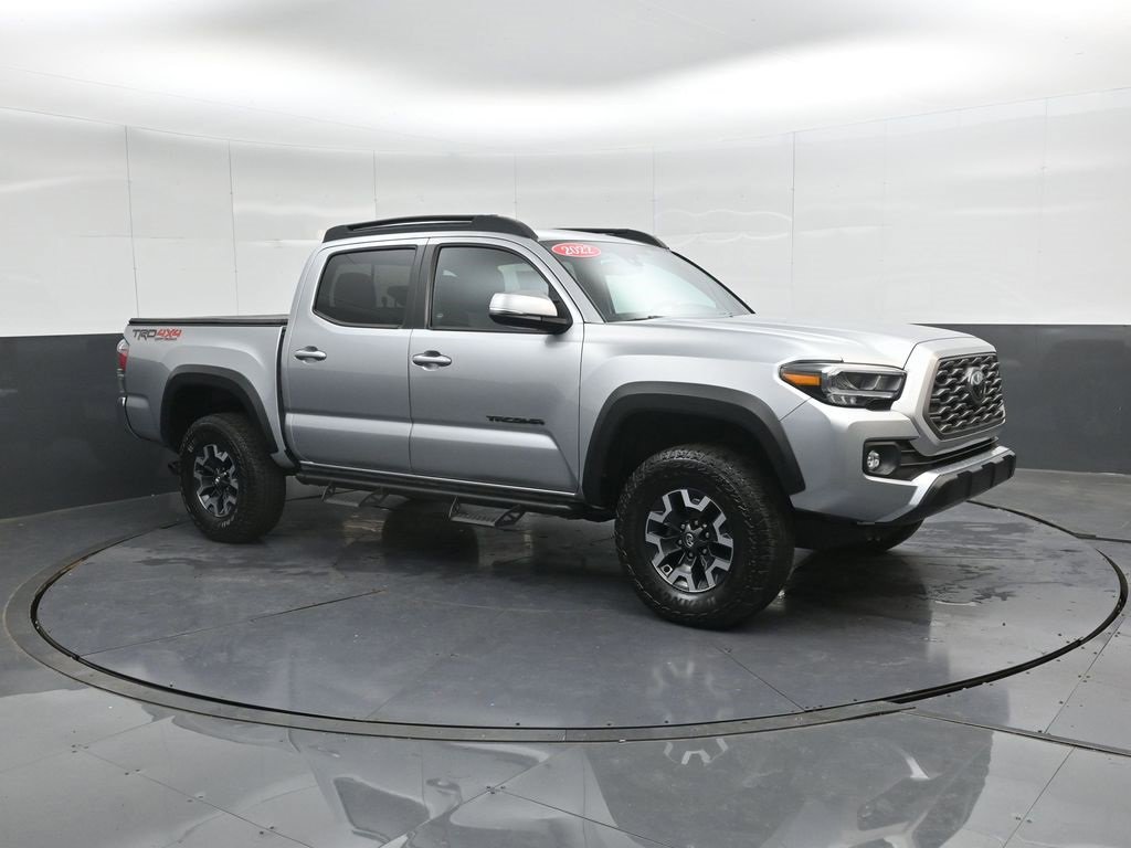 Used 2022 Toyota Tacoma TRD Off-Road image 4