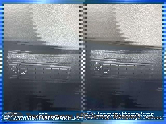 Used 2023 Toyota Corolla LE w/ Carpet Mat Package (TMS) image 18