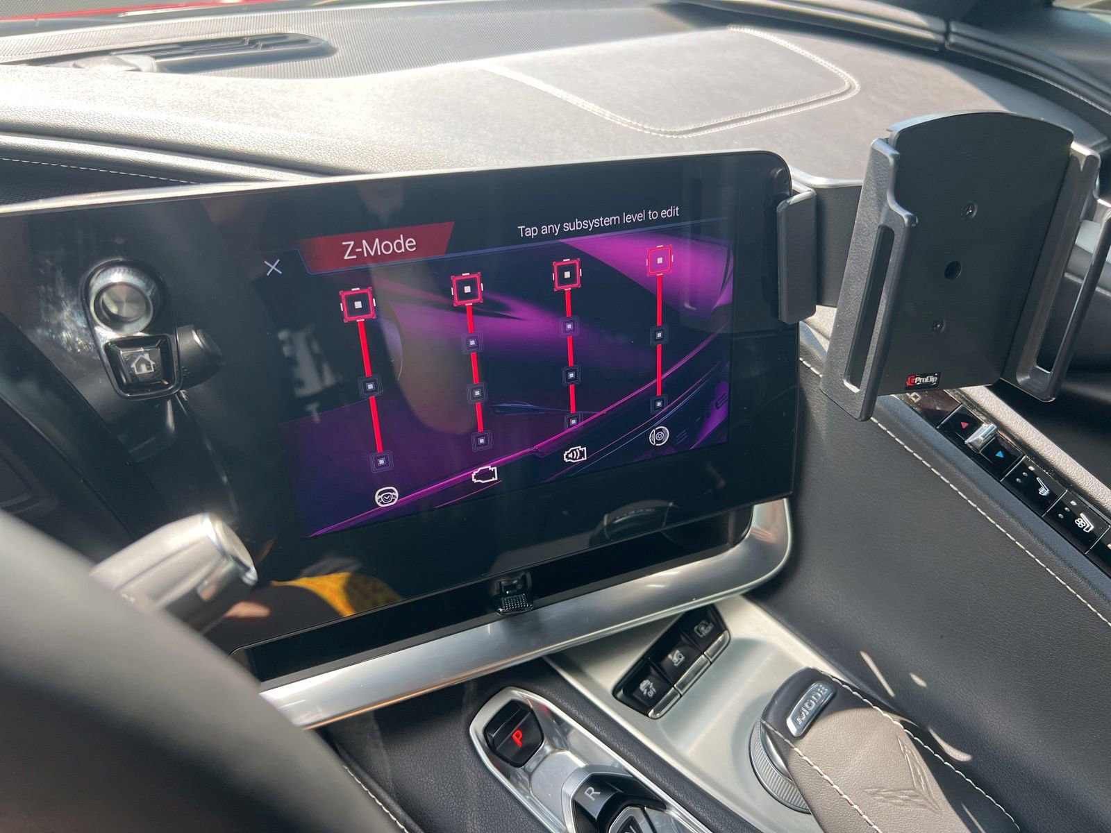 Used 2024 Chevrolet Corvette Stingray Preferred Cpe w/ Battery Protection Package RWD image 22