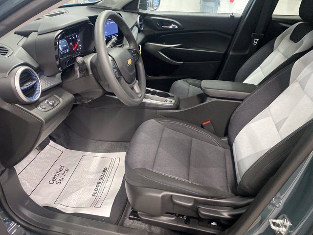 New 2026 Chevrolet Trax LS w/ LS Convenience Package FWD image 20