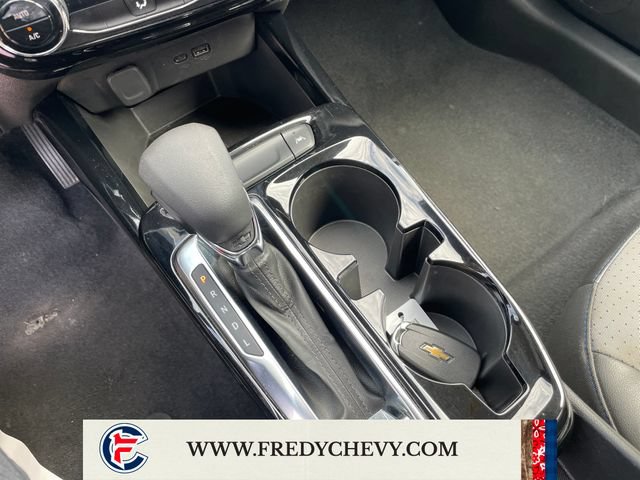 Used 2025 Chevrolet Trax LT FWD image 24