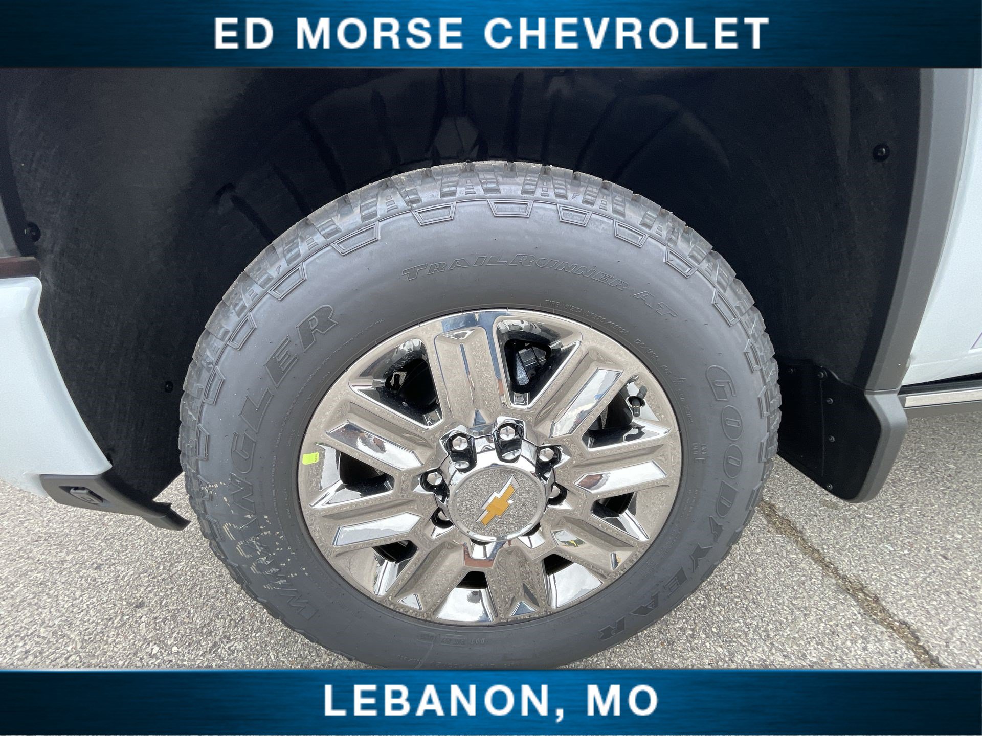 New 2026 Chevrolet Silverado 2500 High Country w/ High Country Premium Package AWD/4WD image 32