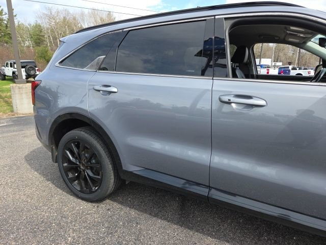 Used 2021 Kia Sorento EX image 30