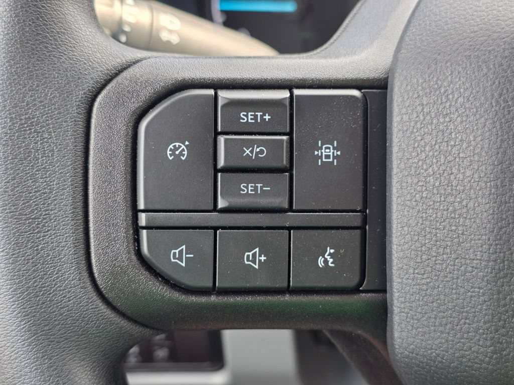 New 2026 Ford F550 4x4 Supercab Super Duty image 37