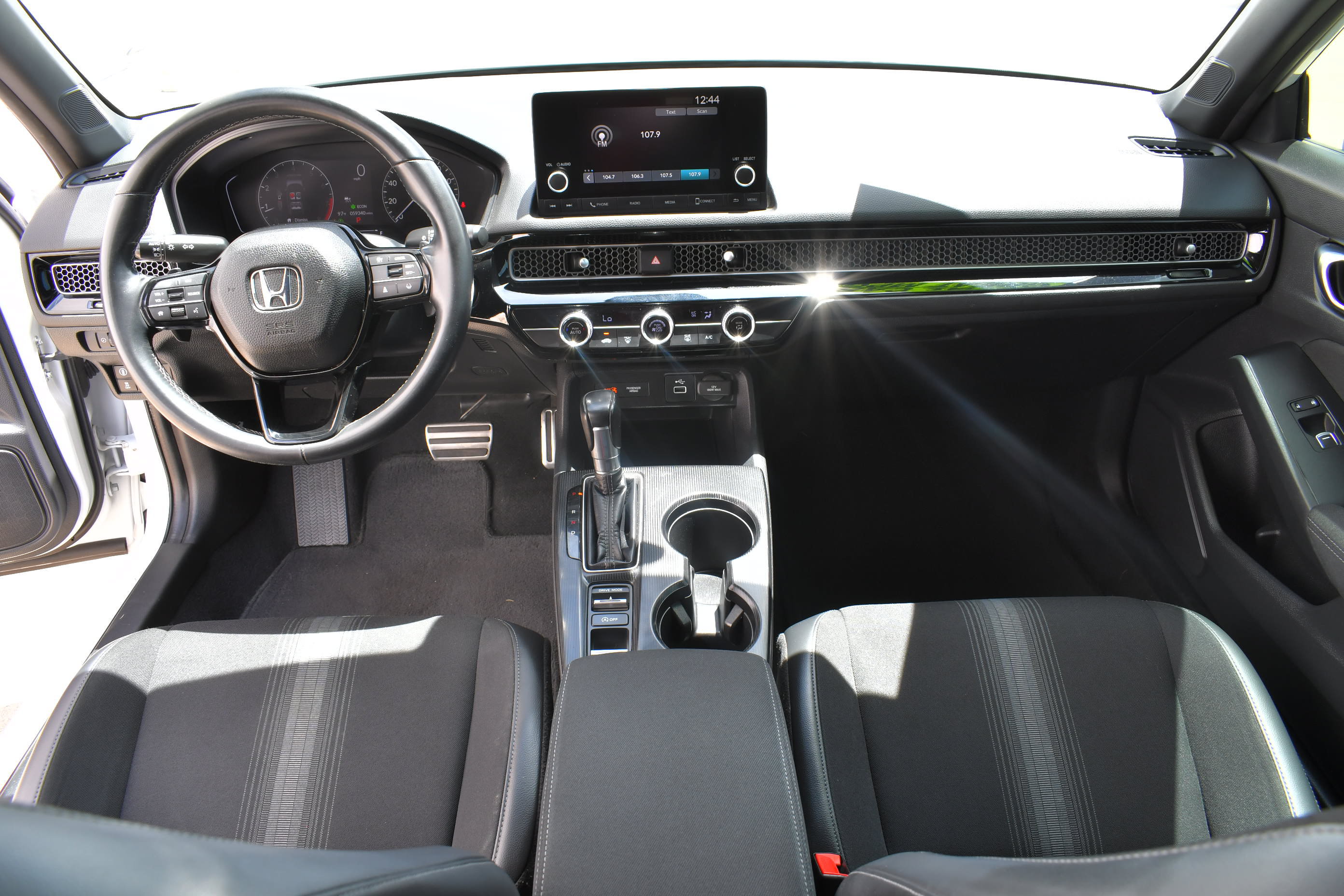 Used 2022 Honda Civic Sport image 14