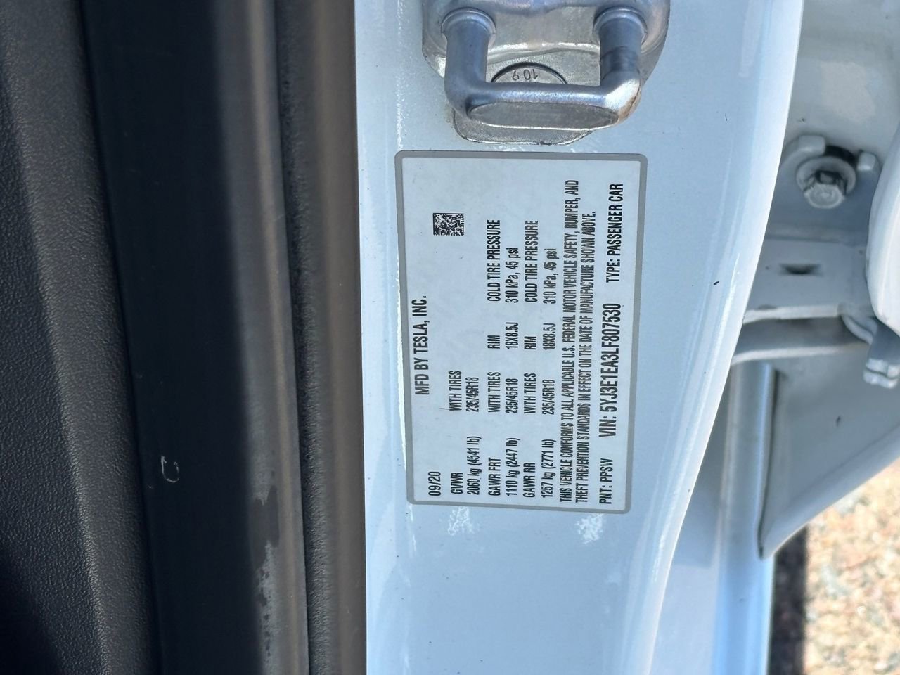 Used 2020 Tesla Model 3 Standard Range Plus RWD image 29