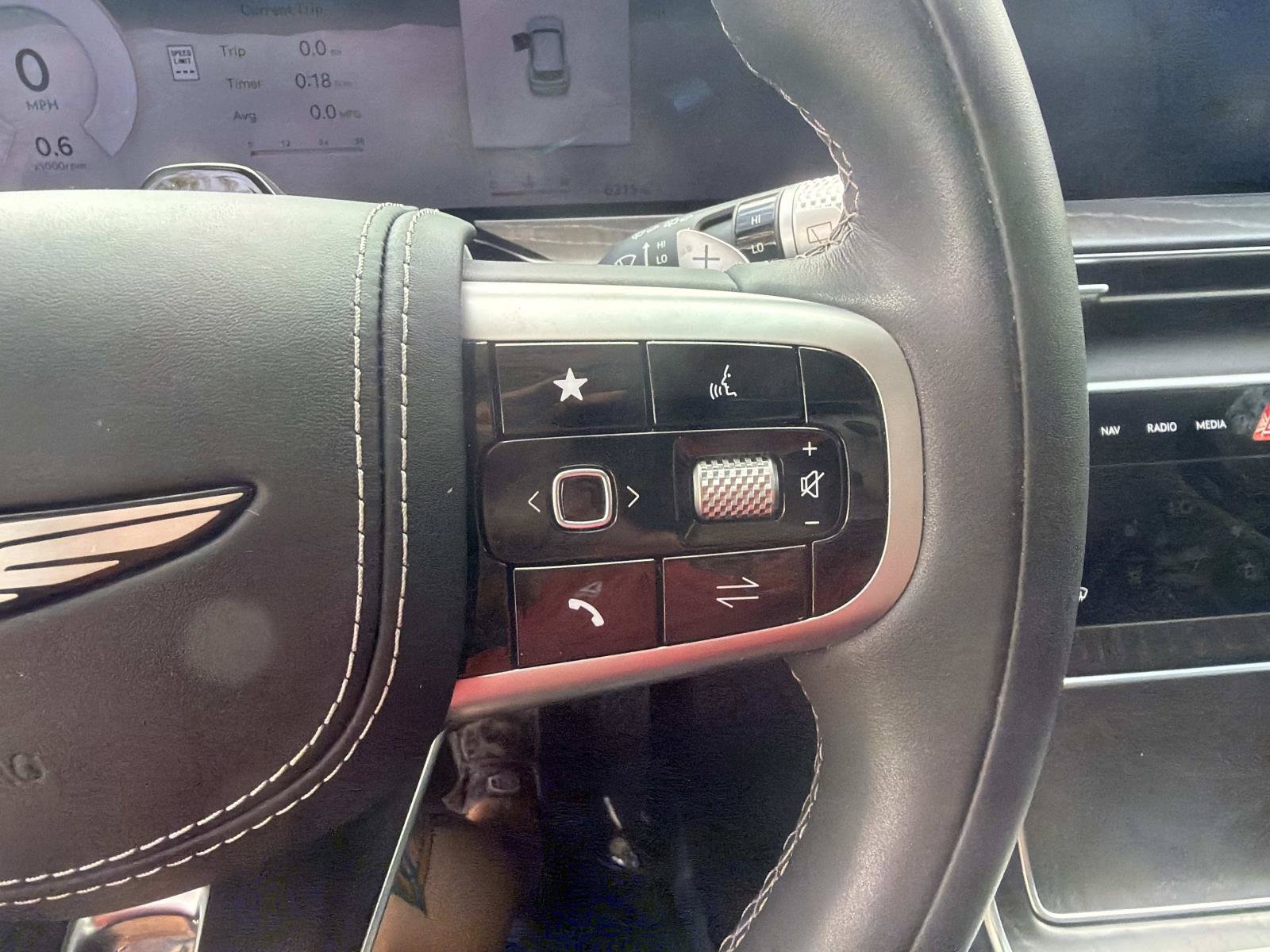 Used 2025 Genesis GV80 3.5T Prestige AWD/4WD image 28