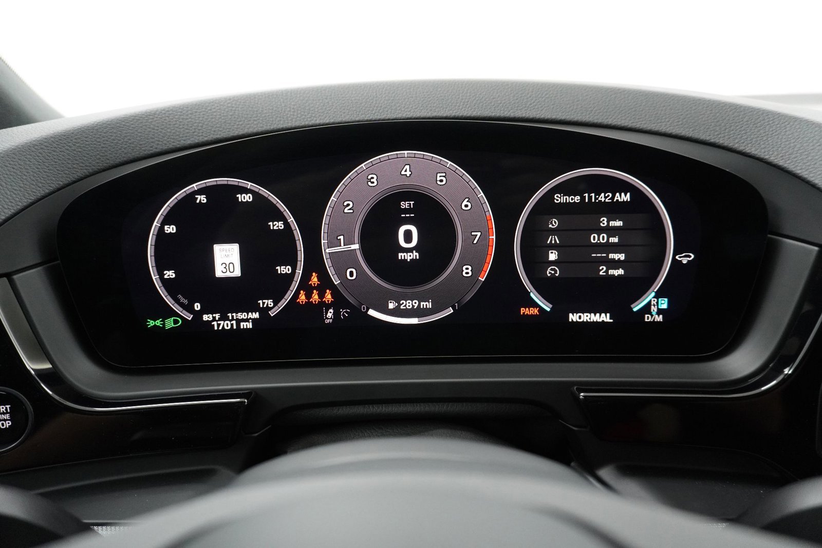 Certified 2025 Porsche Cayenne image 19