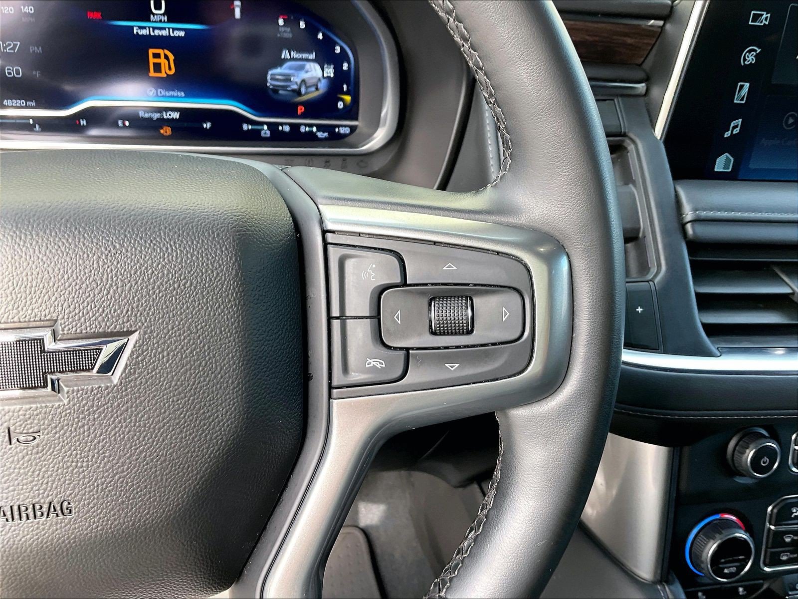 Used 2023 Chevrolet Tahoe Z71 w/ Z71 Off-Road Package AWD/4WD image 18