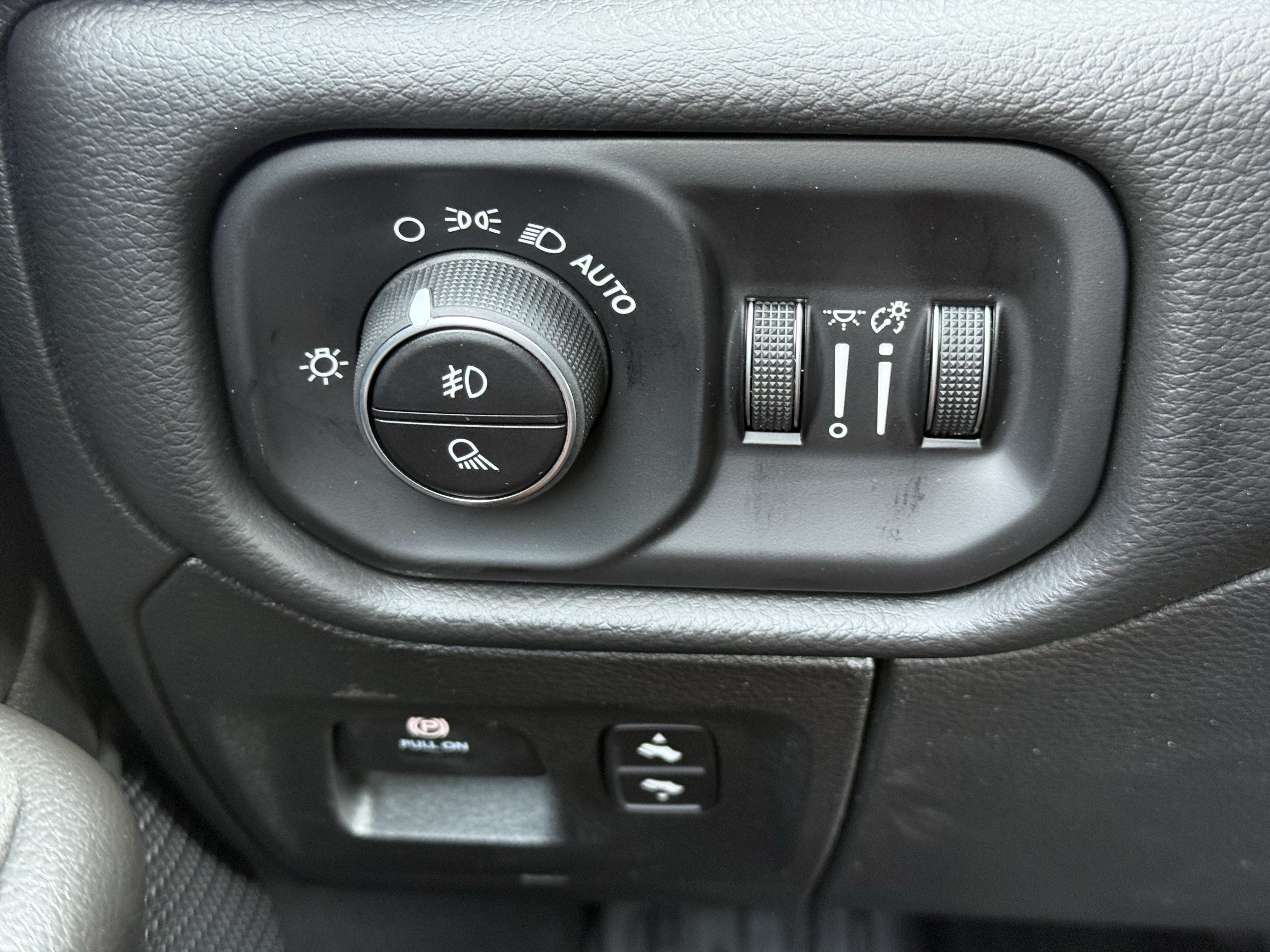 New 2026 RAM 1500 Big Horn AWD/4WD image 28