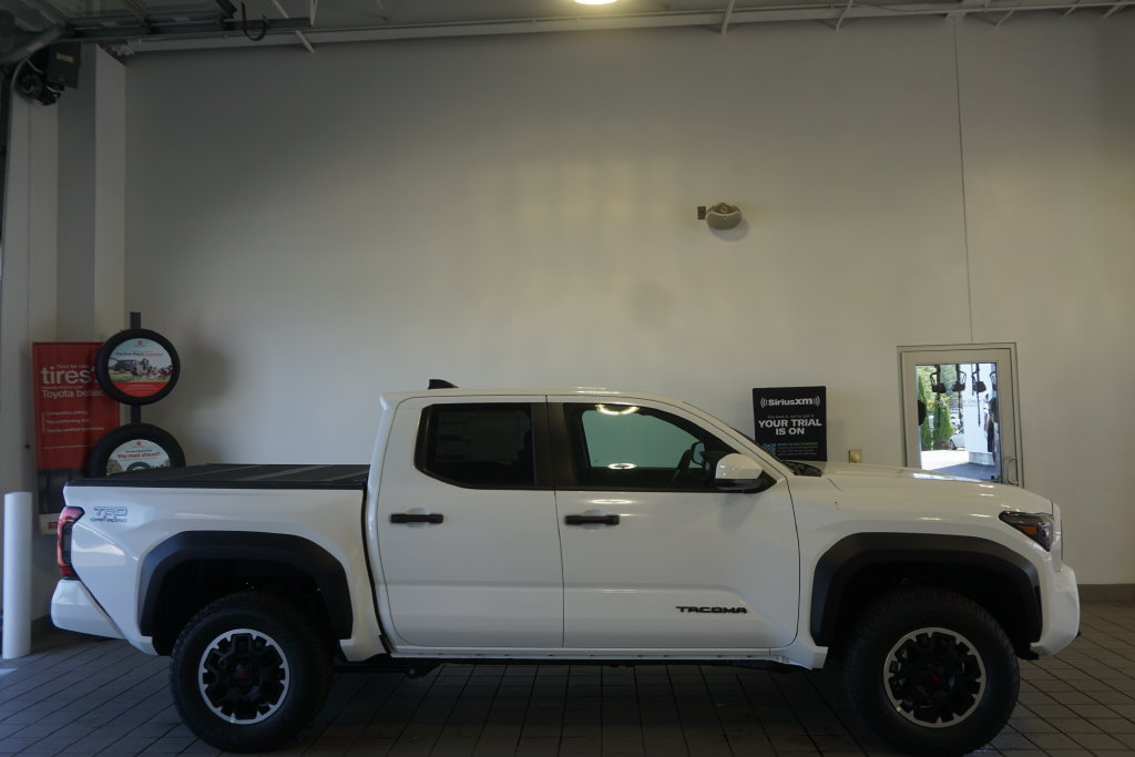 New 2026 Toyota Tacoma TRD Off-Road AWD/4WD image 15