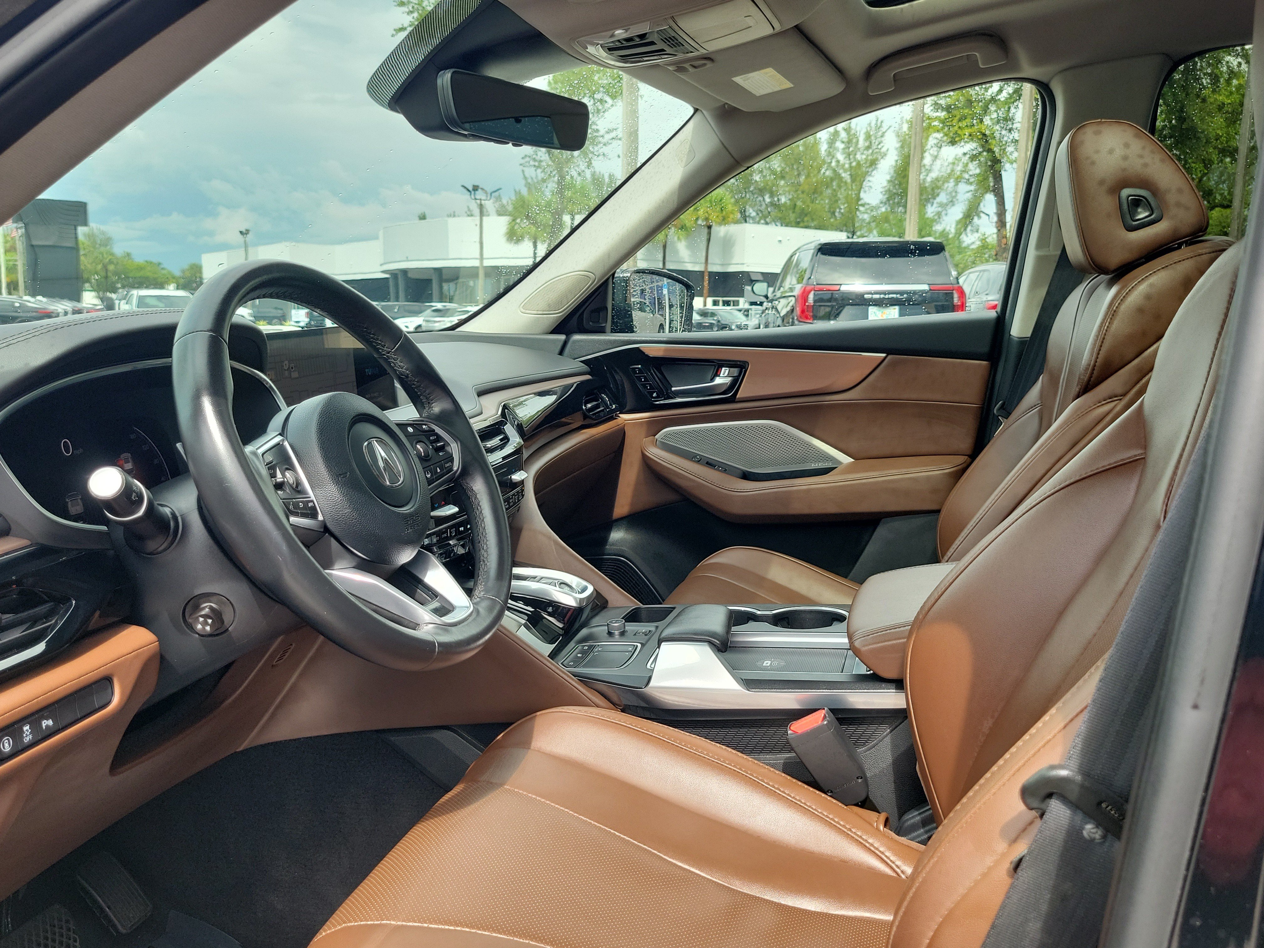 Used 2023 Acura MDX w/ Technology Package FWD image 13