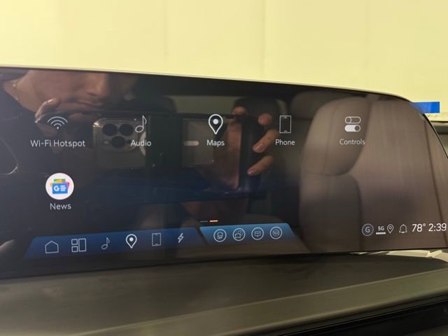 New 2026 Cadillac Vistiq Luxury image 23