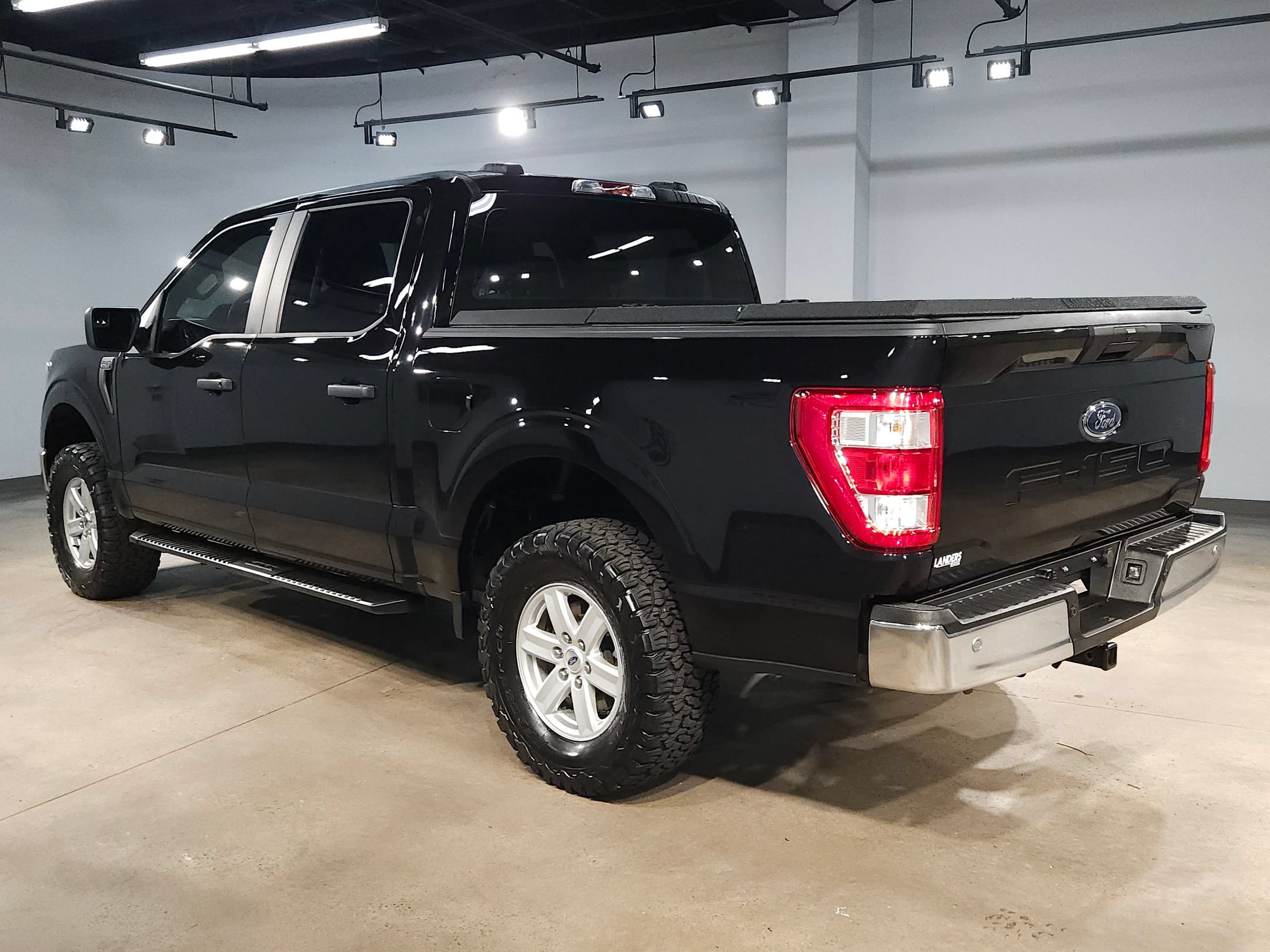 Used 2023 Ford F150 XL w/ Trailer Tow Package AWD/4WD image 5