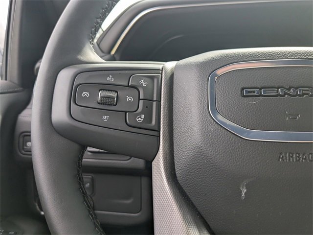 Used 2024 GMC Yukon XL Denali image 29