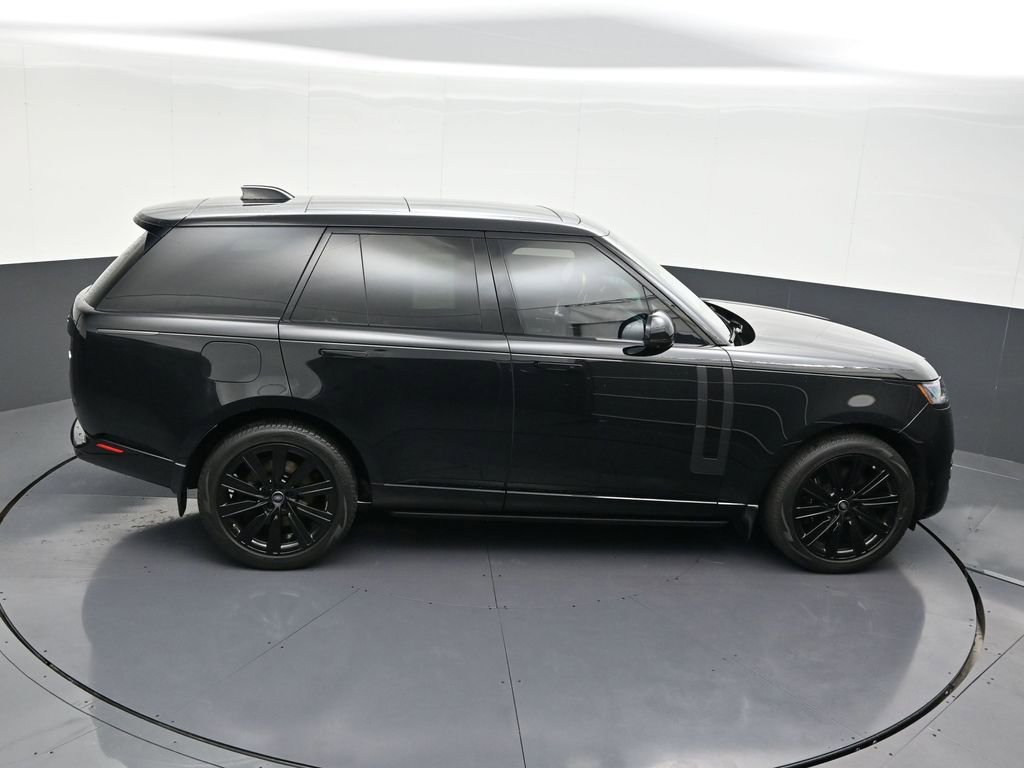 Used 2023 Land Rover Range Rover SE image 20