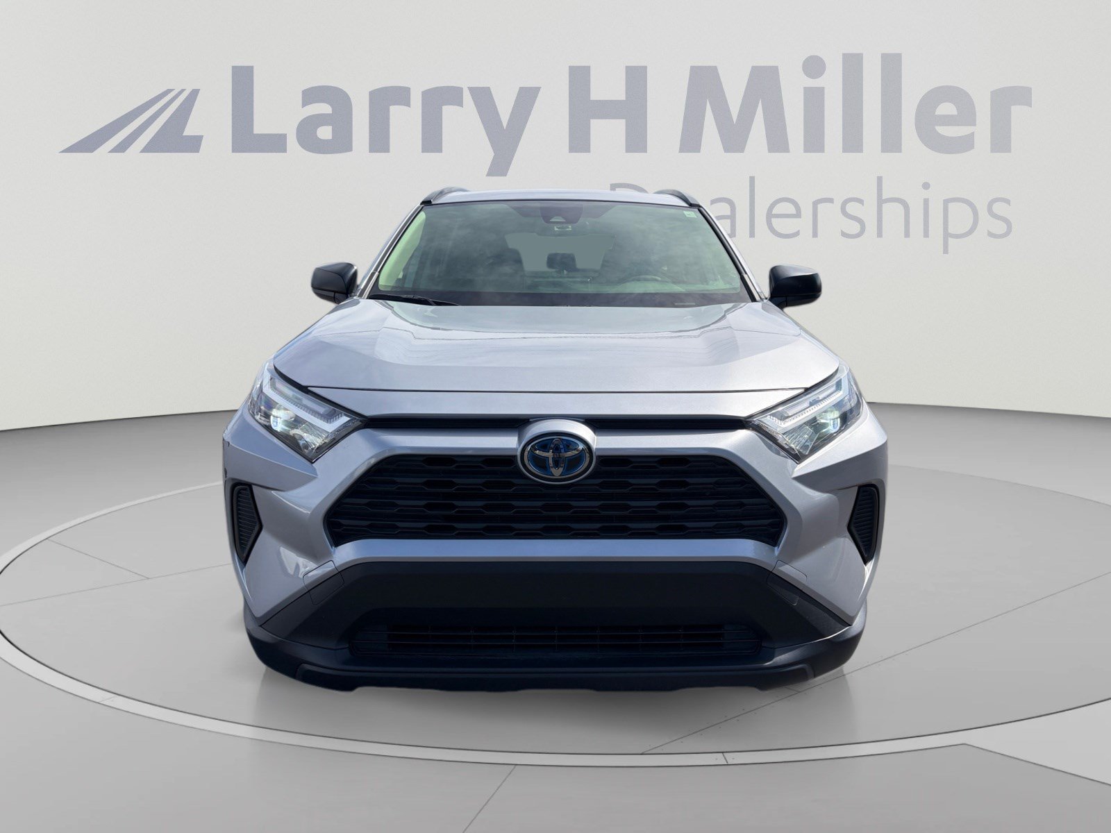 Used 2023 Toyota RAV4 LE AWD/4WD image 8