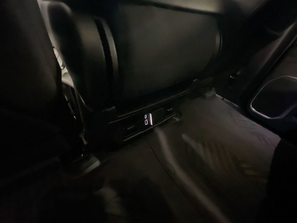 Certified 2025 Chevrolet Silverado 1500 LT image 21