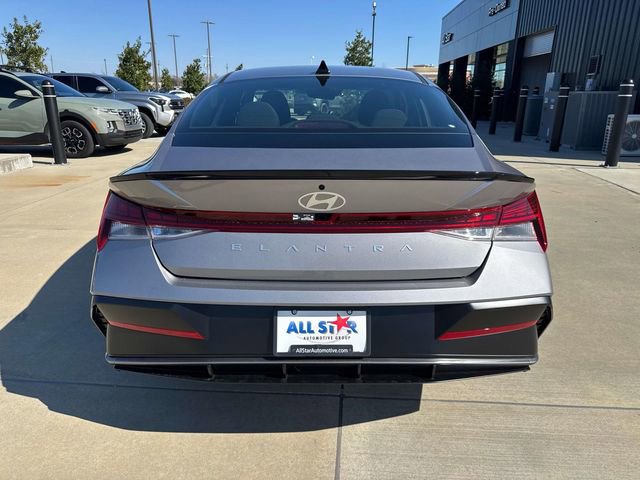 New 2026 Hyundai Elantra SEL Sport Premium FWD image 9