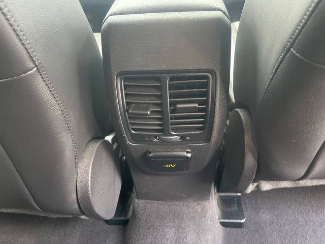 Used 2018 Ford Escape Titanium AWD/4WD image 33