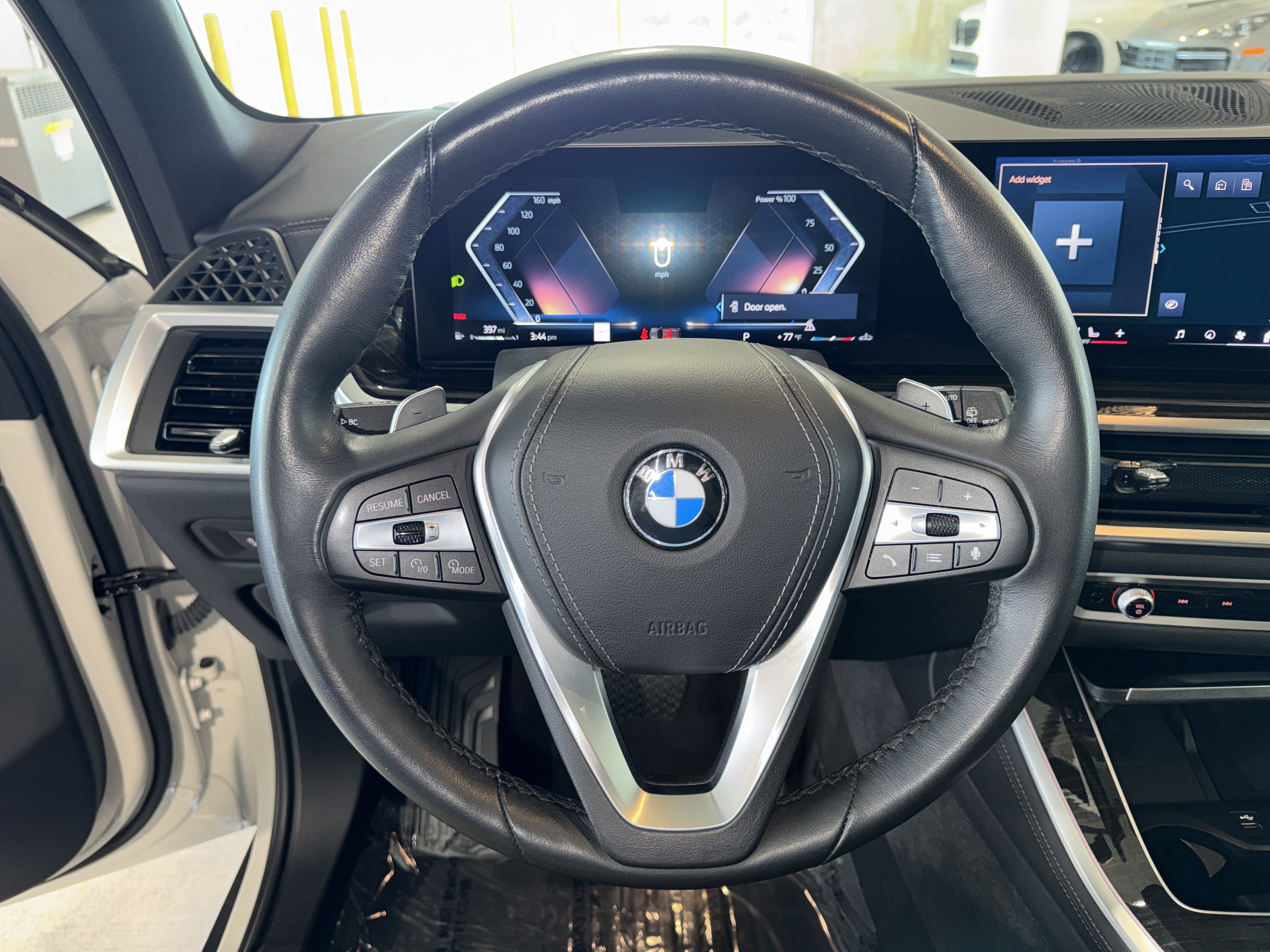 Used 2025 BMW X5 sDrive40i w/ Premium Package image 21
