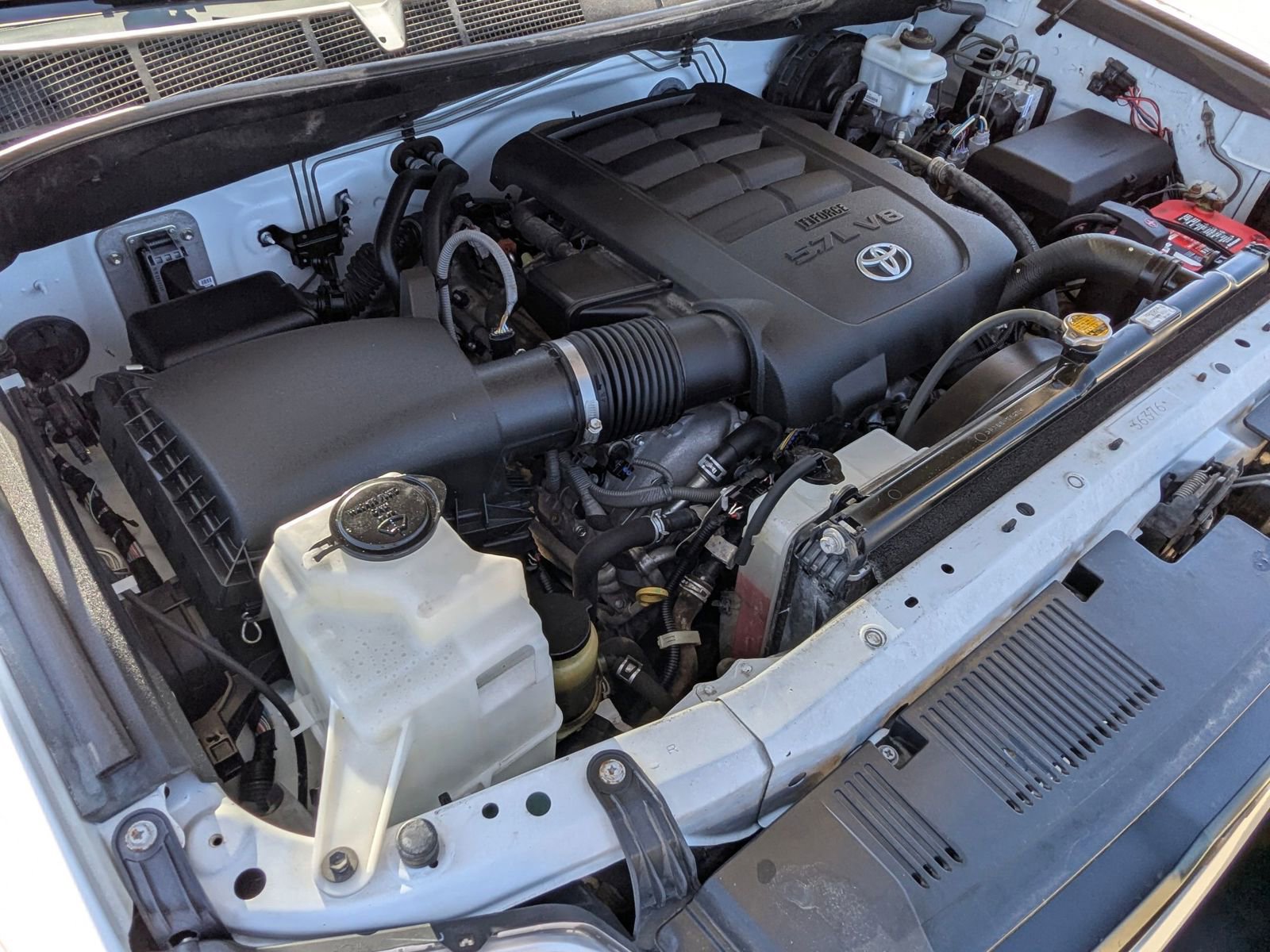 Used 2015 Toyota Tundra SR5 w/ SR5 Upgrade Package image 24