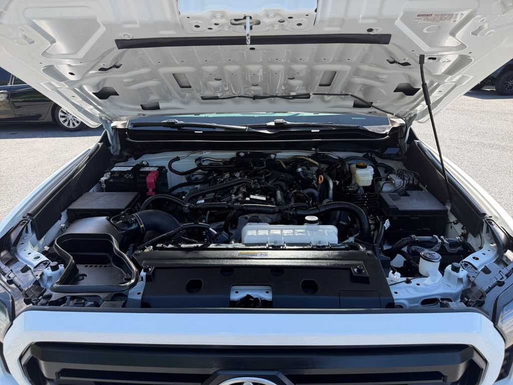 Used 2025 Toyota Tacoma SR RWD image 18