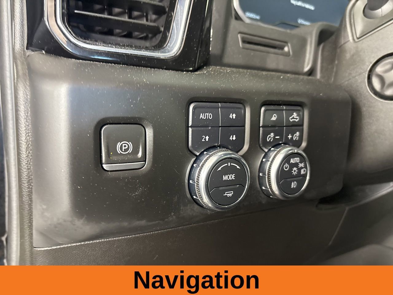 Used 2023 GMC Sierra 1500 Denali AWD/4WD image 10