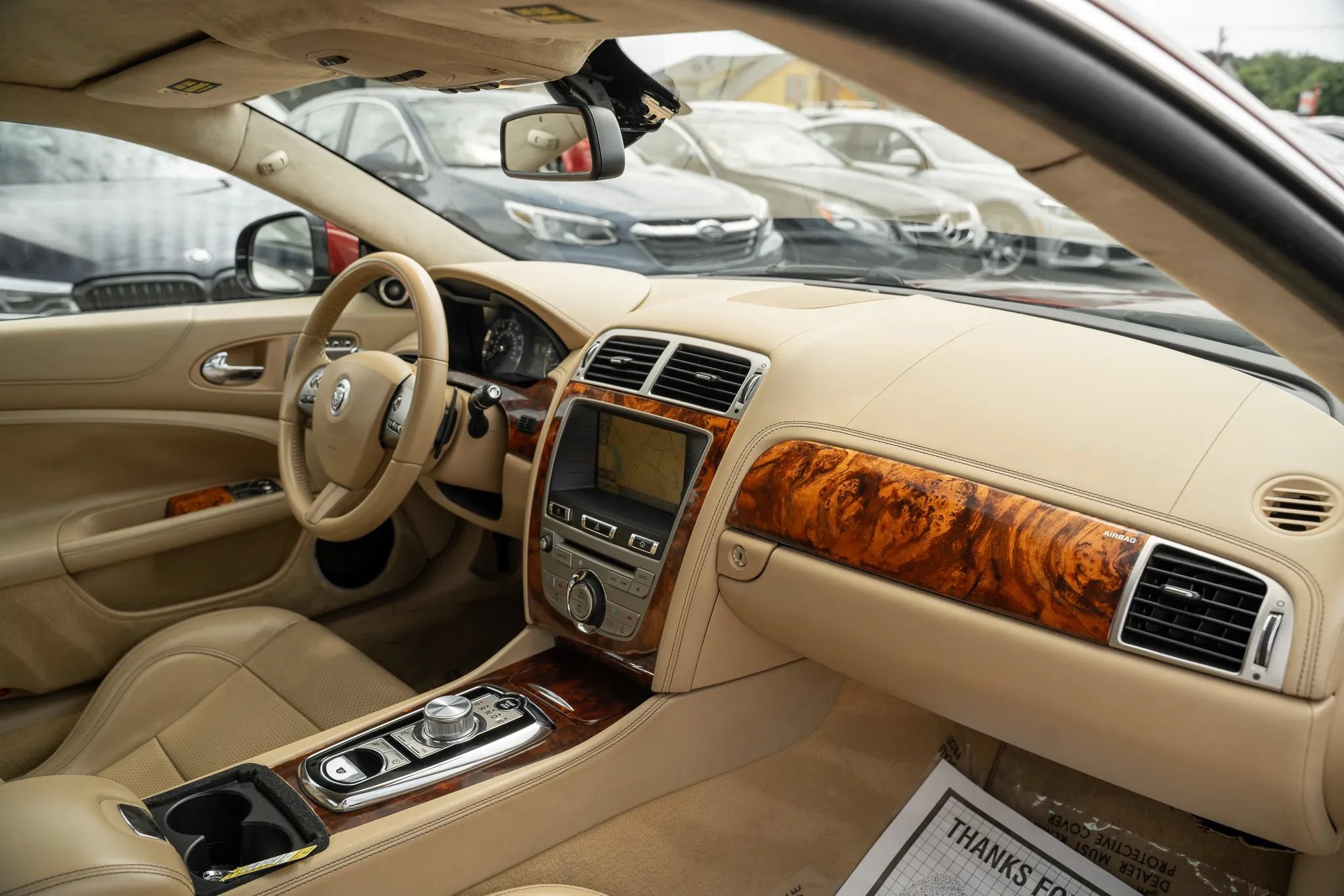 Used 2010 Jaguar XK Coupe RWD image 11
