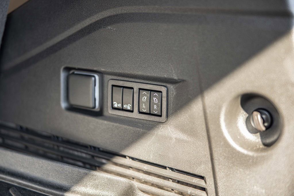 Used 2024 Chevrolet Tahoe RST w/ Luxury Package image 19