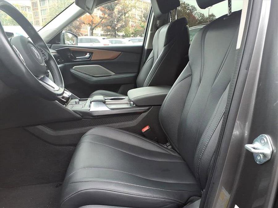 Used 2022 Acura MDX SH-AWD image 18