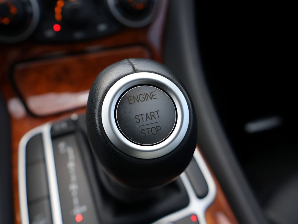 Used 2008 Mercedes-Benz SL 550 image 28