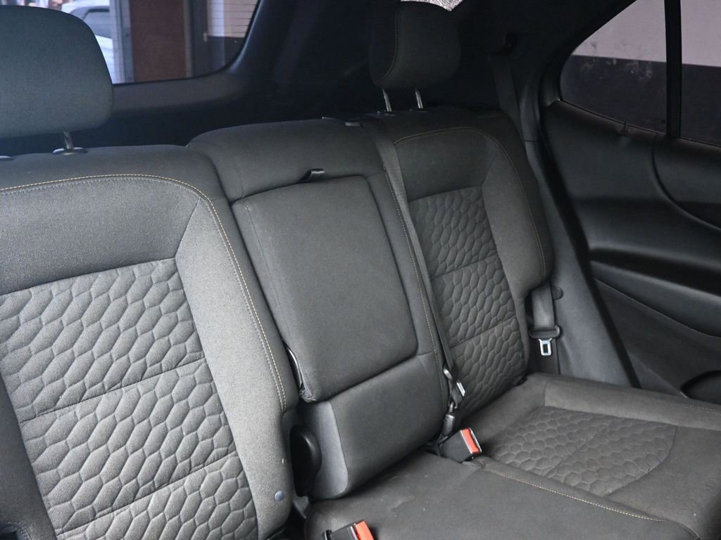 Used 2020 Chevrolet Equinox LT FWD image 14