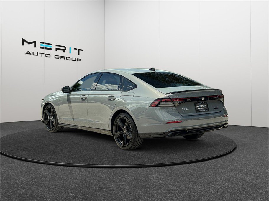 Used 2025 Honda Accord Sport image 7