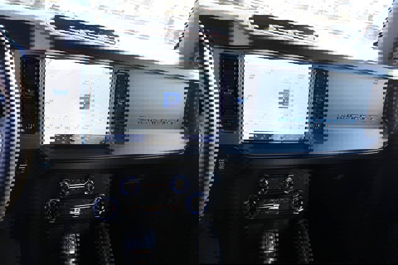 Used 2022 Ford Bronco Outer Banks w/ Sasquatch Package image 11