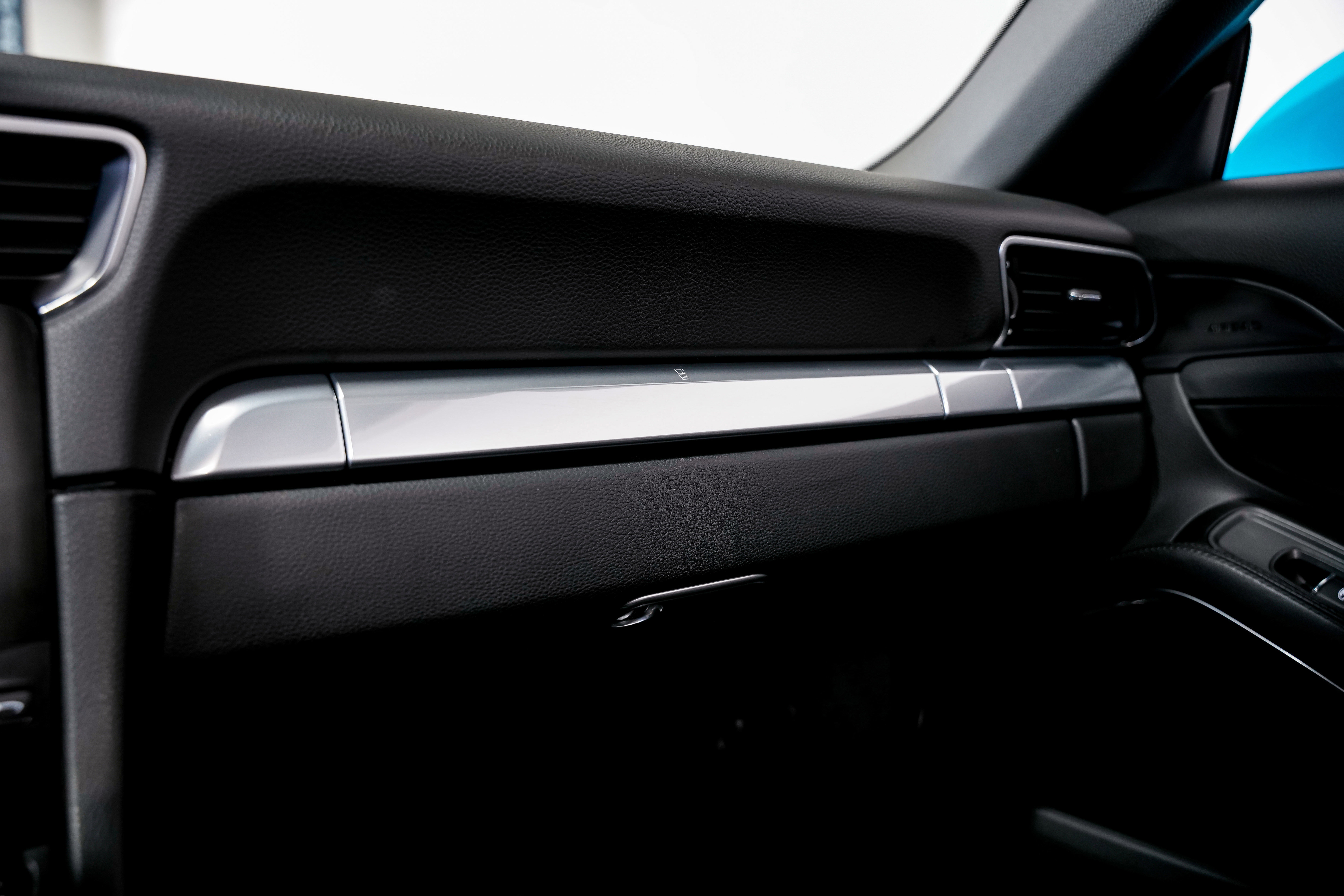 Used 2018 Porsche 911 Carrera 4S image 16