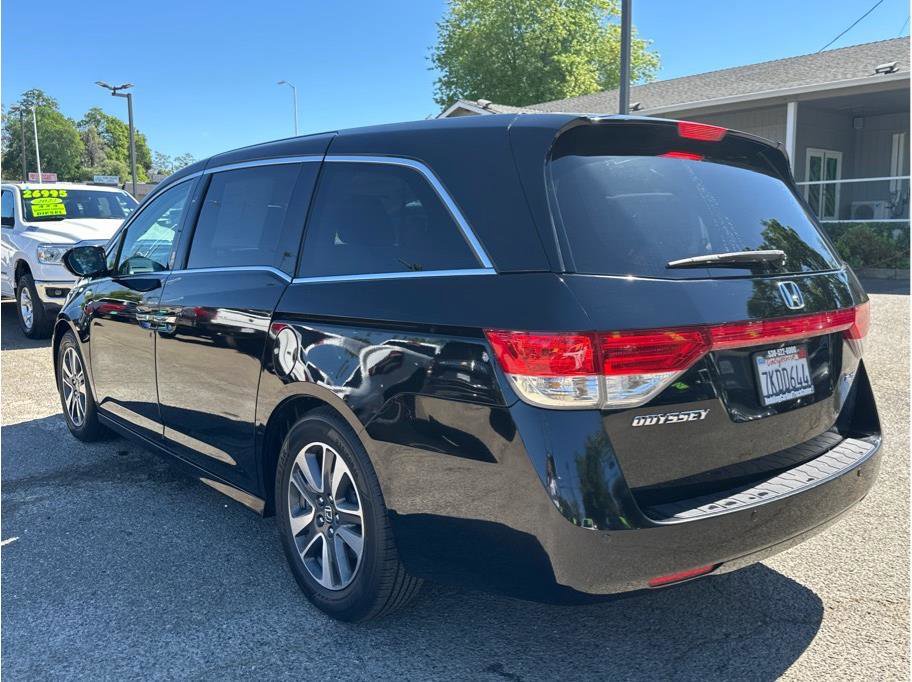 Used 2015 Honda Odyssey Touring Elite image 5