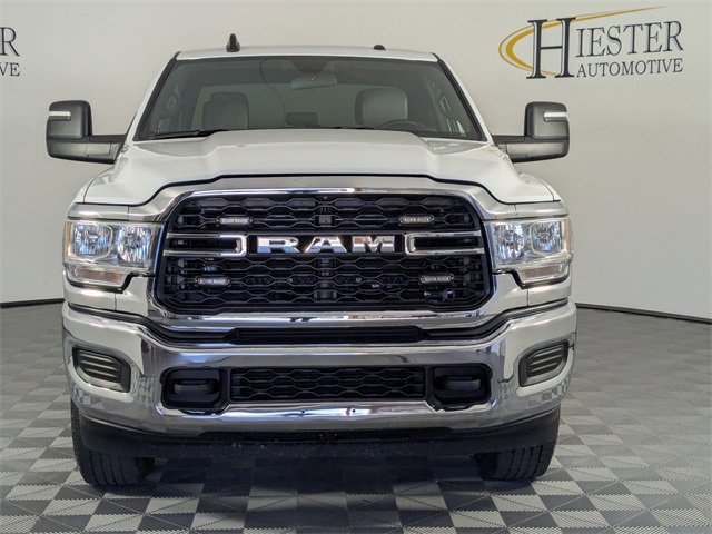 Used 2024 RAM 3500 Tradesman w/ Chrome Appearance Group image 3