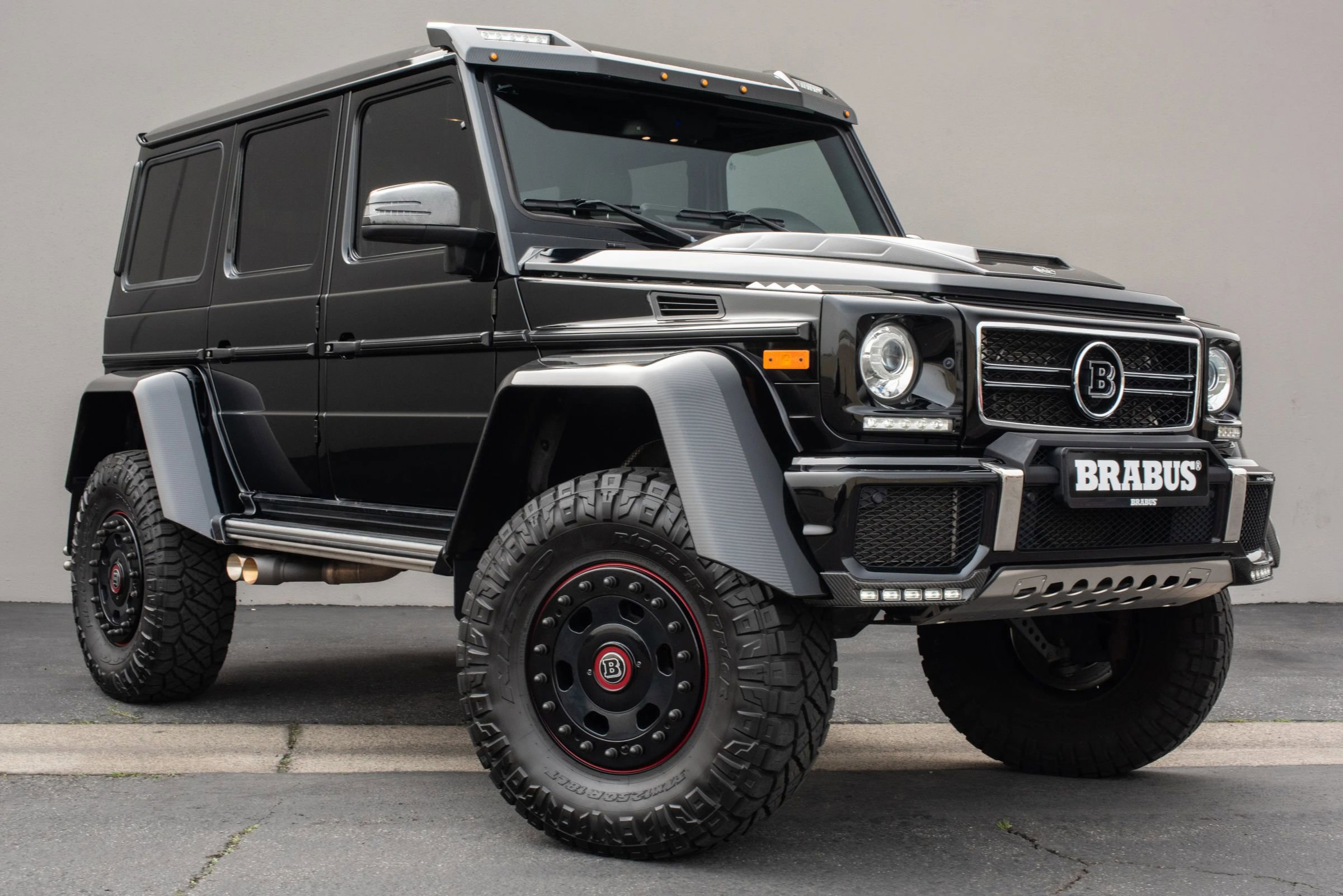 Used 2017 Mercedes-Benz G 550 Squared image 5