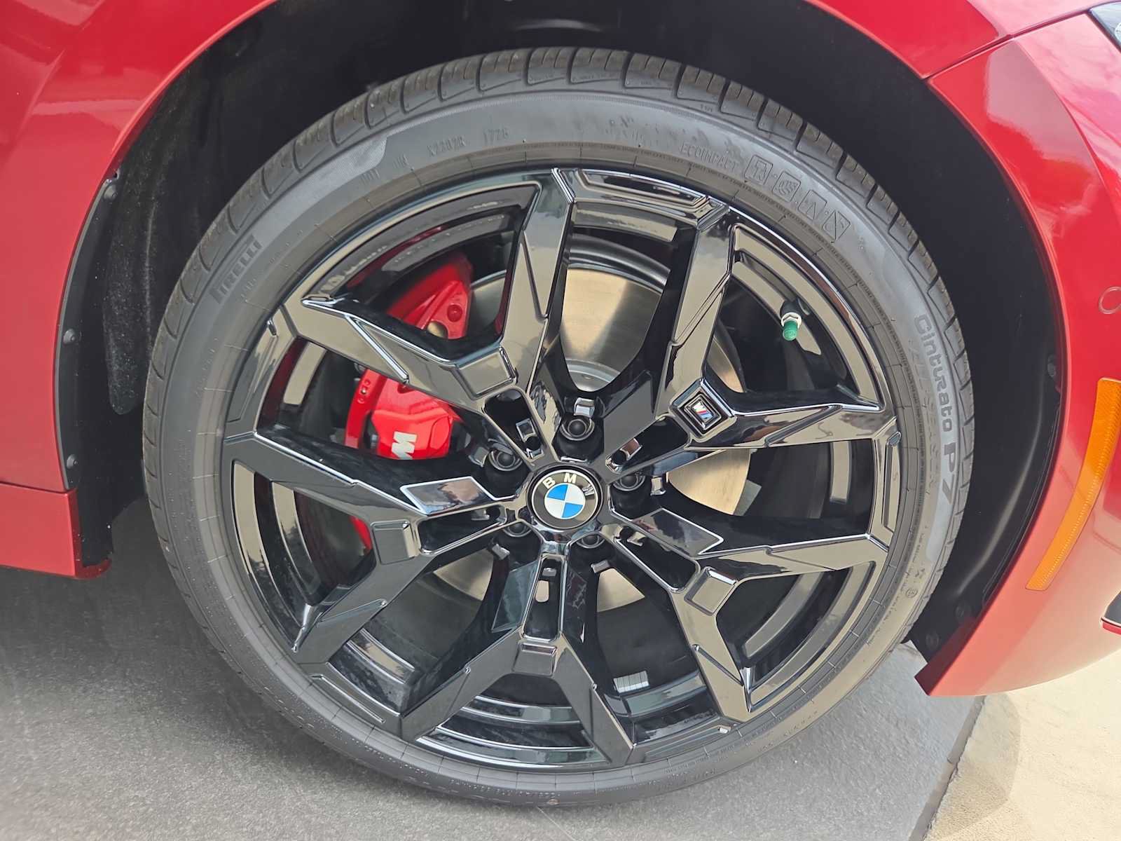 New 2026 BMW 330i xDrive Sedan w/ M Sport Package AWD/4WD image 9
