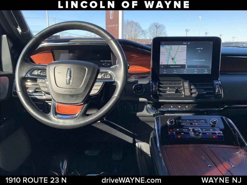 Used 2021 Lincoln Navigator Reserve w/ Luxury Package image 25