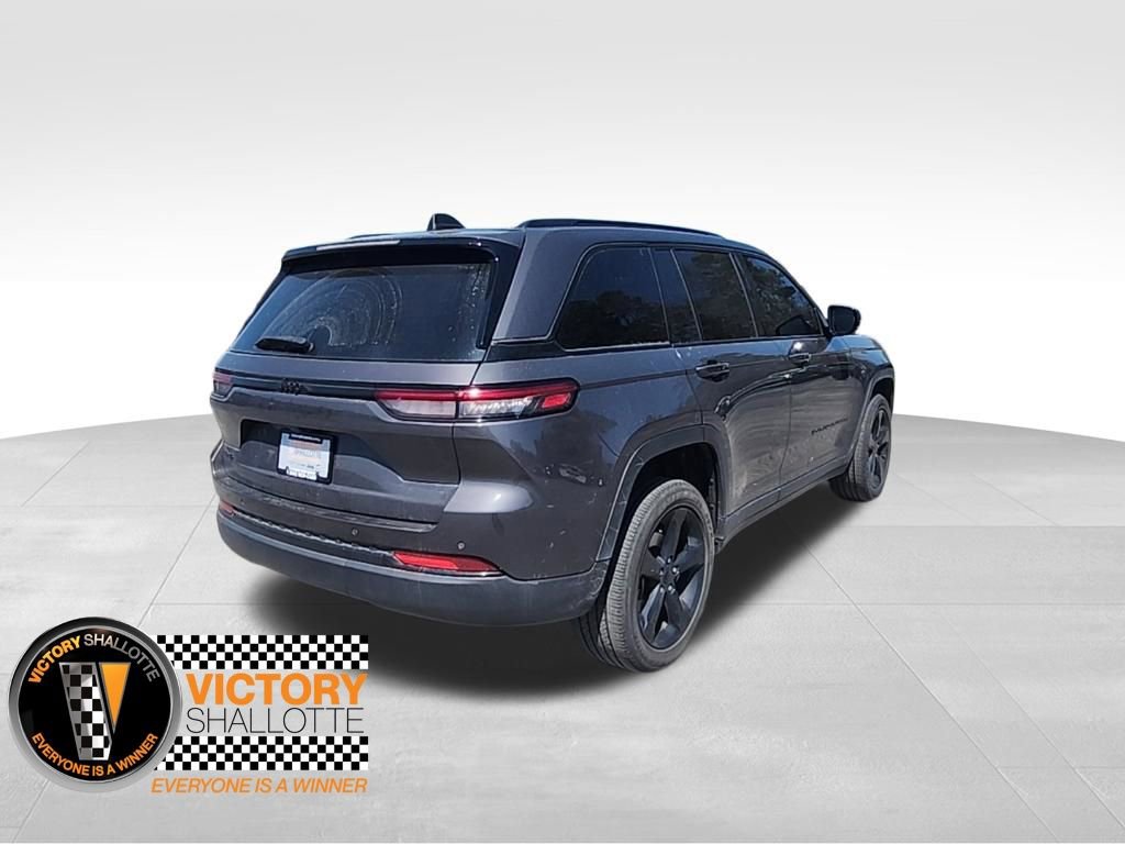 Used 2023 Jeep Grand Cherokee Altitude image 25
