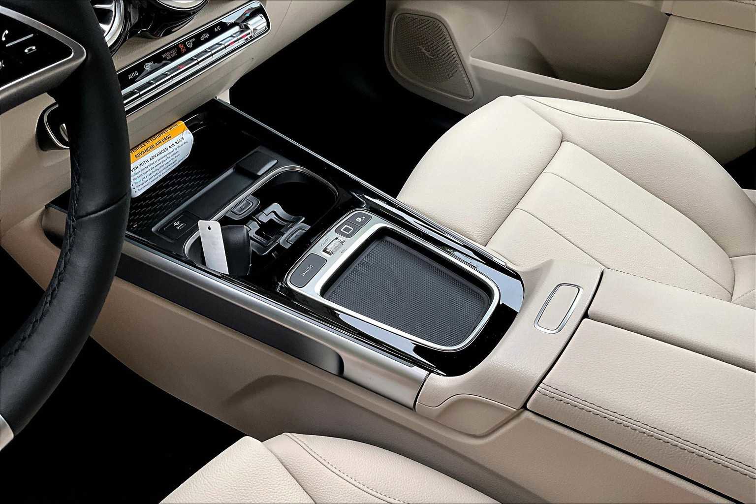 New 2026 Mercedes-Benz GLB 250 4MATIC image 11