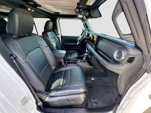 Used 2024 Jeep Wrangler Sahara w/ Dual Top Group AWD/4WD image 28