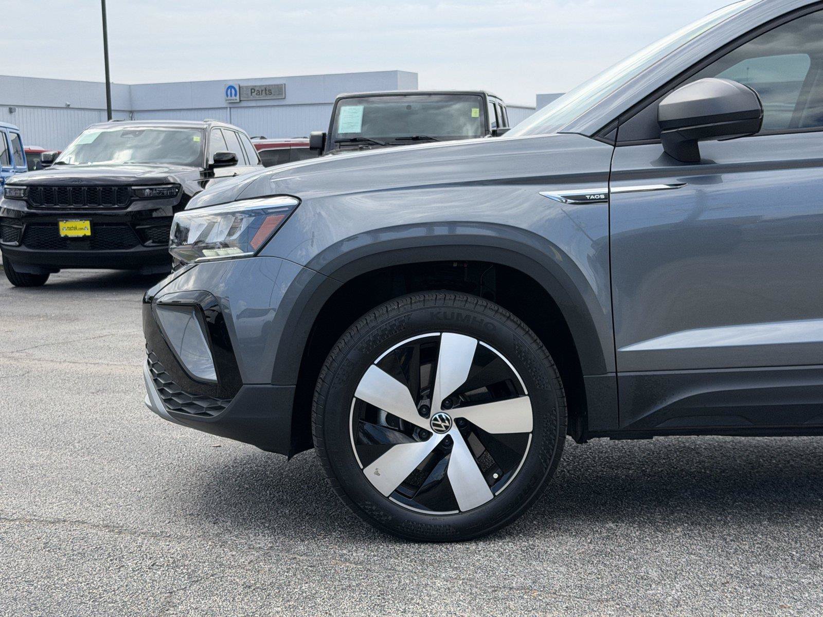 Used 2024 Volkswagen Taos S AWD/4WD image 10
