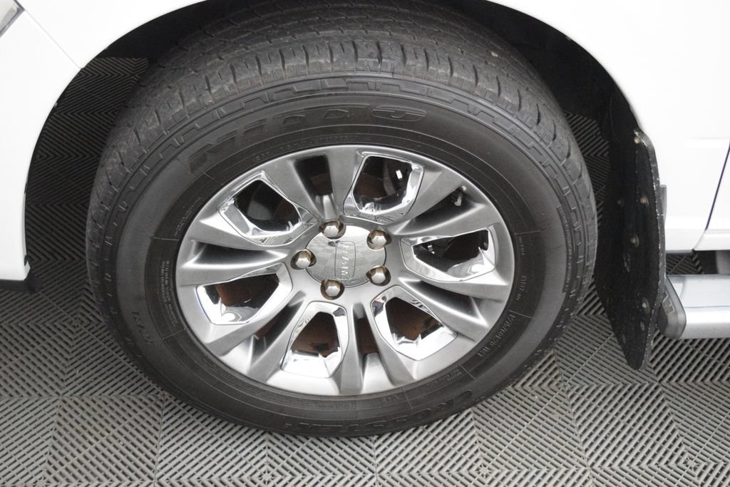 Used 2014 RAM 1500 Limited AWD/4WD image 21