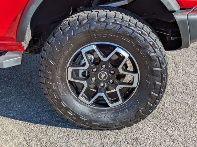Used 2023 Ford Bronco Black Diamond image 11